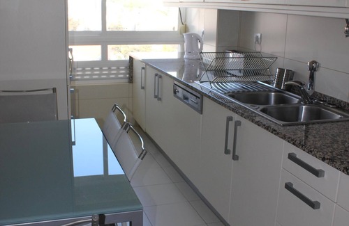 Costa de Caparica Apartment | Beachfront Sunset Apartment
