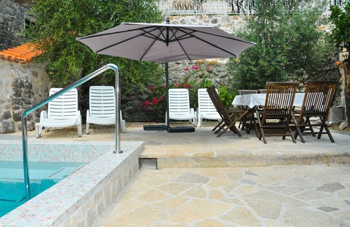Perast Villa | Beachfront villa Perast