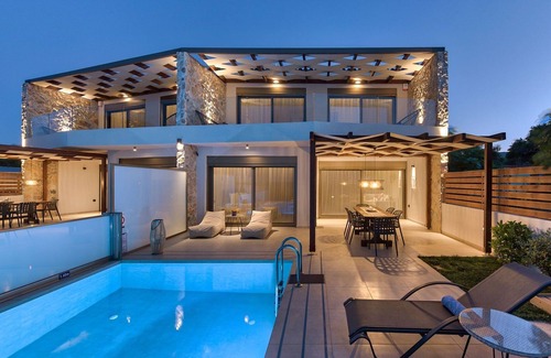 Psarou Villa | Beachfront Zante Villa | Villa Sabbia | 3 Bedroom | Private Pool | Psarou