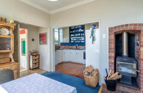 Riverton House | Beachhouse View