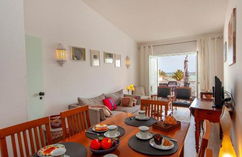 Praia da Luz Apartment | Beachline Apartment in Praia da Luz
