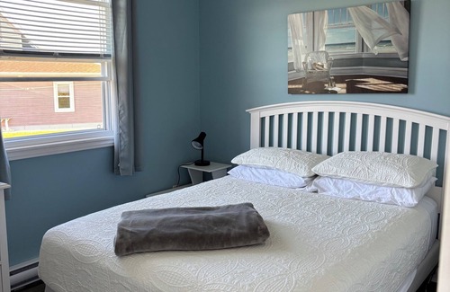 Beach Point Cottage | Beachpoint Retreat guest Cottage