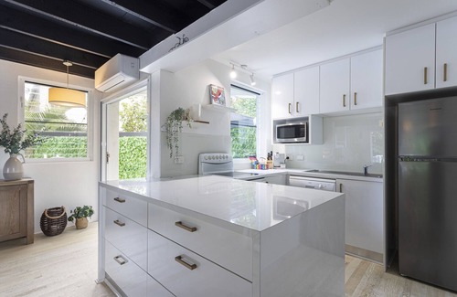 Sunshine Beach House | Beachside 2-Bed House with Pool, Courtyard & BBQ