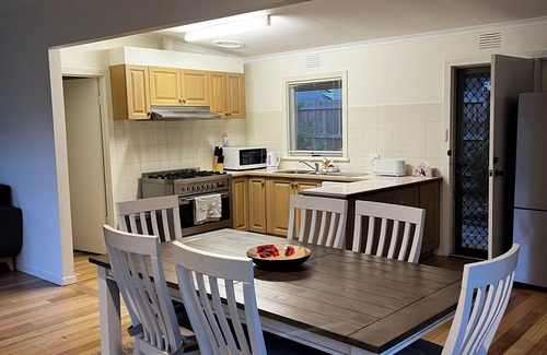 Safety Beach House | Beachside Family Home - 3 Minute Walk to the Beach. Located in Safety Beach