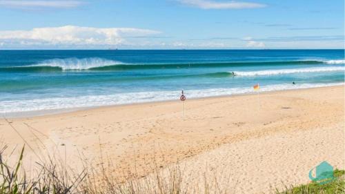 Caves Beach House | Beachside Oasis