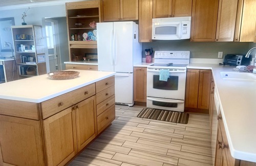 Big Torch Key House | Beachside @ Torchview Waterfront Retreat
