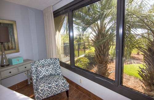 Sandestin Condo | Beachside Towers at Sandestin by Panhandle Getaways