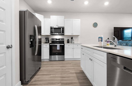 Gulf Breeze House | Beachy Gulf Breeze Home | Family & Pet Friendly