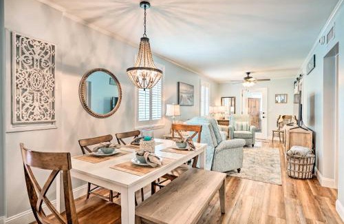 Isle of Palms House | Beachy Isle of Palms Home 1 Block to Coast!