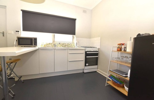 Henley Beach Apartment | Beachy Keen in Gorgeous Henley Beach