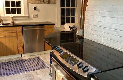 Nantucket Town House | Beachy right near “Children’s” Beach, near town and walking distance from Ferry.