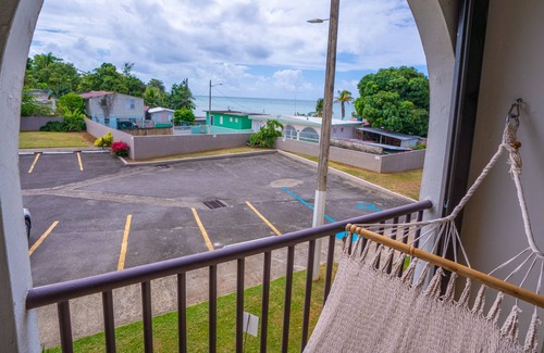 Hucares Apartment | Beachy Vibes, Ocean View with Private Beach Access
