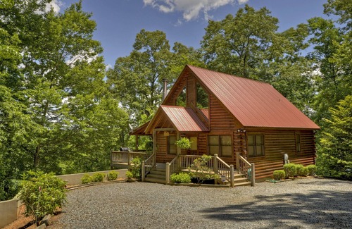 McCaysville Cabin | Bear Ridge Hideaway | Hot Tub | Pool Table | MTN View