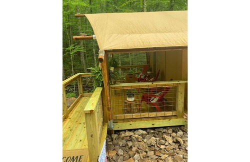 Vesuvius RV Rental | BEARADISE “Glamping Paradise”