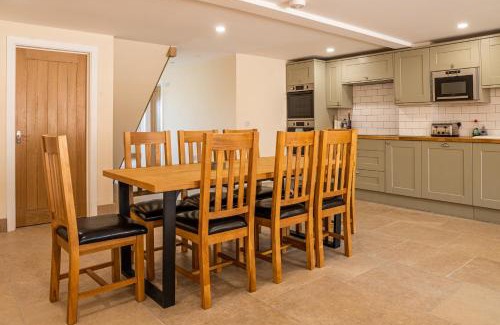 Little Rissington House | Bears Court Barn 6
