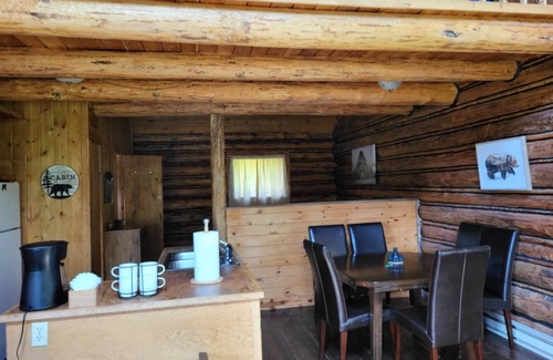 Condon Cabin | "Bears Den" rustic cabin hidden in the pines.