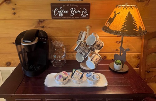 Gatlinburg - Pigeon Forge House | Bears Up There - A Perfect Getaway for 2
