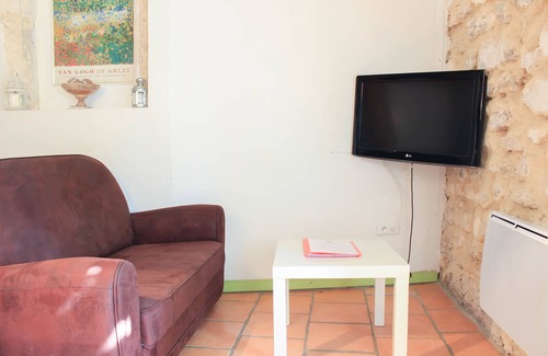 Saint-Paul-Trois-Chateaux Apartment | Beau Gîte Avec Piscine Sécurisée/4 Personnes.localisation Idéale