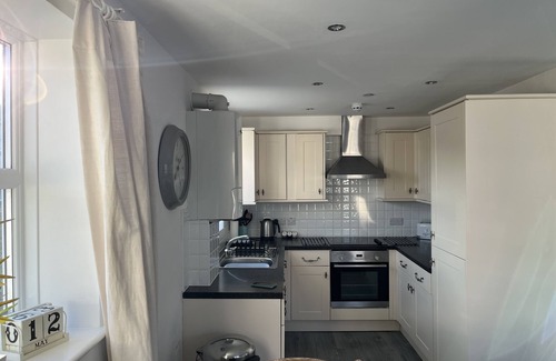 Beaumaris Apartment | Beau Retreat a Quiet Apartment in Beaumaris Ideal for Family Vacations