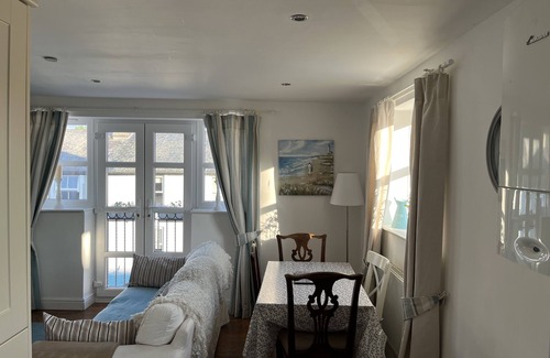 Beaumaris Apartment | Beau Retreat a Quiet Apartment in Beaumaris Ideal for Family Vacations