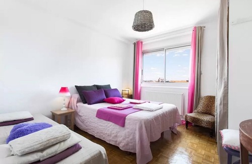 Patte d'Oie Apartment | ❤️BEAU T3 furnished near center 2 to 8 people. Parking, Elevator