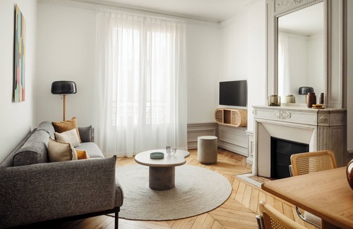 8th Arrondissement Apartment | Beauquartier - Champs-Elysées