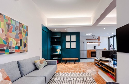 Ipanema Apartment | Beautiful renovated apartment with a sunroom