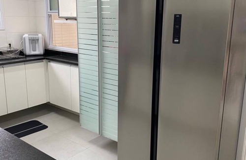 Peninsula Apartment | Beautiful apartment with 3 suites, gourmet balcony, 300m from the beach - beach service