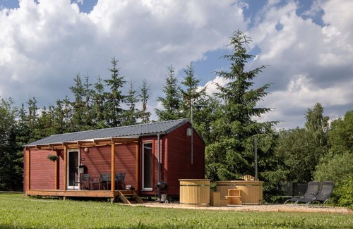 Dolni Branna House | Beautiful private villa for 4 people with WIFI, hot tub, TV, terrace and pets allowed