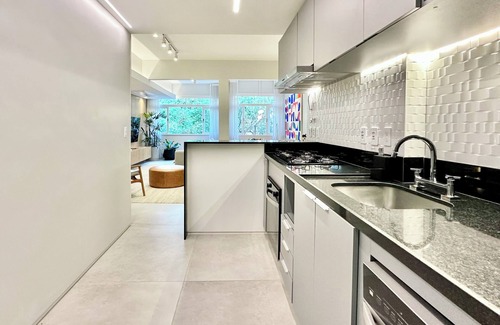 Copacabana RV Rental | Beautiful renovated apartment for seasonal rent