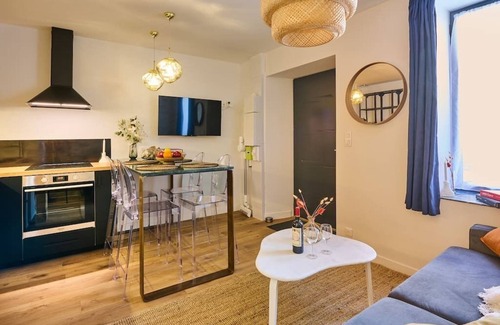 Veneux-les-Sablons Apartment | ★ Beautiful Duplex Design with private terrace - Ideally located