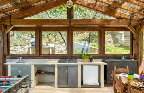 Castiglion Fiorentino House | Beautiful private villa for 6 guests with WIFI, private pool, TV, patio and pets allowed