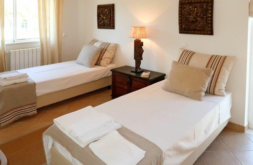 Aldeia House | Beautiful villa for 8 guests with A/C, WIFI, private pool, TV, terrace and parking