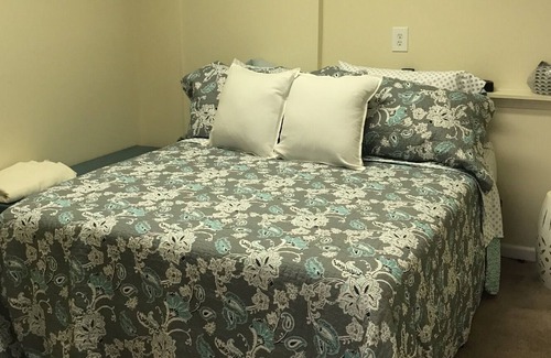 Lake Orion Apartment | Beautiful Lake View /Apartment