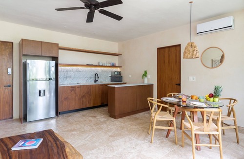 La Veleta Apartment | Beautiful 1 BR 3 PAX Apt in luxurious location!