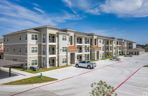 Willowbrook Apartment | Beautiful 1bd Apt I Properties By Preston
