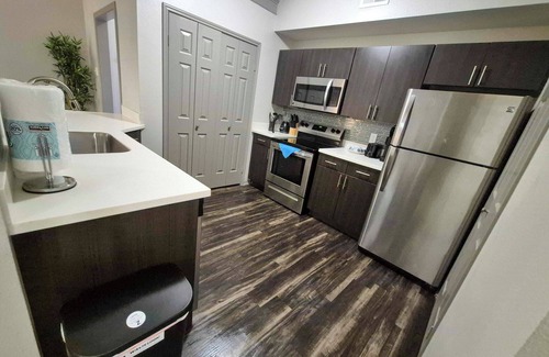 North Burnet Apartment | Beautiful 1BR Next to The Domain 5434