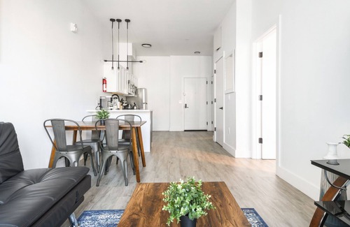 Elizabeth Apartment | Beautiful 1BR next to EWR 2328