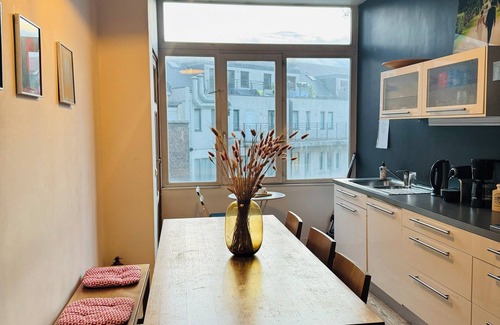 Sint-Gillis Apartment | Beautiful 2-bedroom artist's apartment with all comforts in the heart of Saint-Gilles