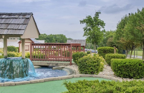 Sheridan Apartment | Beautiful 2 bedroom unit at resort, sleeps 6