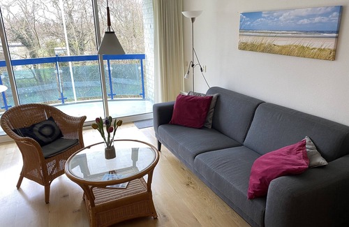 Callantsoog Apartment | Beautiful 2 person apartment, 400m to the sea, south-facing balcony, free WiFi, elevator, sauna