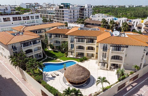 Luis Donaldo Colosio Condo | Beautiful 2bed, 2Bath Beach Condo in the heart of Playa del Carmen, Mexico!