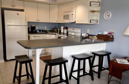 Wrightsville Beach Condo | Beautiful 2nd floor unit with ocean views and 2 minute walk to the beach.
