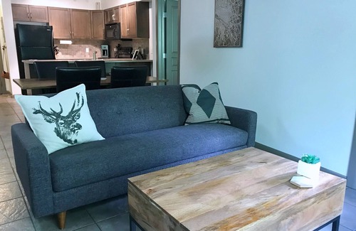 South Pandosy Condo | Beautiful 2nd Floor Condo on Quiet Creekside
