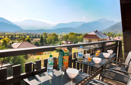 Lathuile Apartment | Beautiful 3 * APARTMENT - ANNECY LAKE and mountain, 6 people