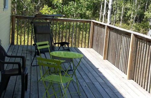 Manitoulin District Cottage | Beautiful 3 bedroom cottage in a treed setting 1/2 mile to water access.