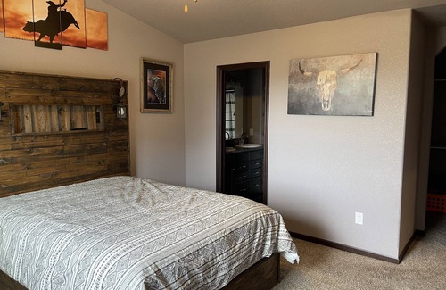 Box Elder House | Beautiful 3 bedroom 2 bathroom house! 2 car garage access! Full kitchen access!