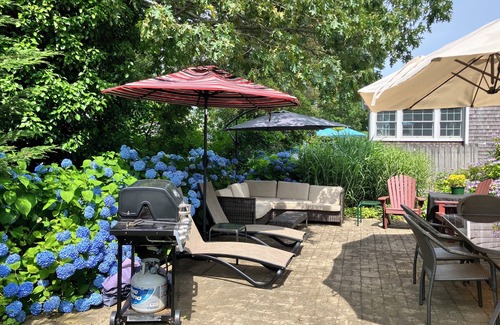 Teaticket House | Beautiful 3 bedroom home just steps to bay beaches