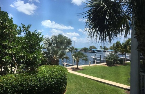 Islamorada House | Beautiful 3 Bedroom Condo - Bay Harbour A101