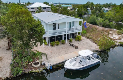 Breezeswept Beach Estates House | Beautiful 3 Bedroom 2 Bath with great boating access